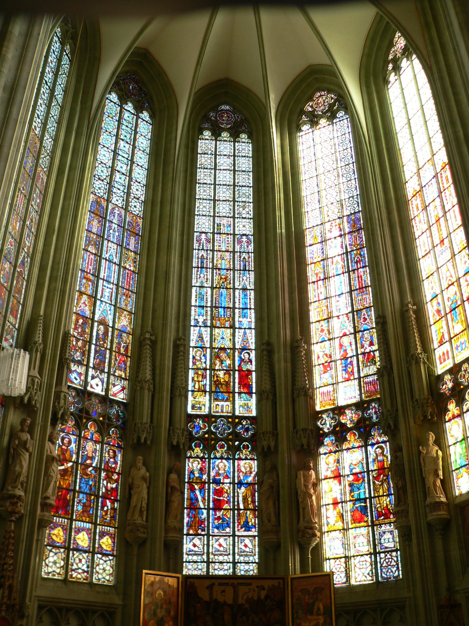 Gotische Fenster in der Wiesenkirche stadtfuehrungsoest.de